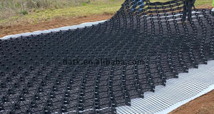 Grille de stabilisation professionnelle <span class=keywords><strong>en</strong></span> <span class=keywords><strong>nid</strong></span> <span class=keywords><strong>d</strong></span>'<span class=keywords><strong>abeille</strong></span> <span class=keywords><strong>pour</strong></span> allées, <span class=keywords><strong>pour</strong></span> la fixation du <span class=keywords><strong>gravier</strong></span> et la durabilité - Product Image 6