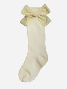 Chaussettes hautes colorées en coton biologique à volants pour nouveau-né de 0 à 3 mois avec nœud - Product Image 6