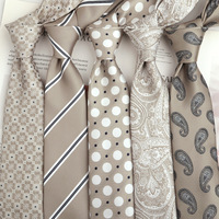 Leichte Champagner Blumen Paisley gestreifte Polyester umwelt freundliche lässige Herren Business Vintage Mode Krawatte Khaki Anzug Shirt