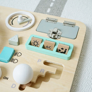 Tableau d'activités Montessori en <span class=keywords><strong>feutre</strong></span> avec volant en bois, jouets éducatifs précoces <span class=keywords><strong>pour</strong></span> tout-petits et bébés - Product Image 4