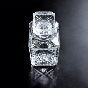 Bouteille à spiritueux en <span class=keywords><strong>verre</strong></span> de luxe personnalisée, transparente, 700 ml, 800 ml, gravure en relief, cristal, carrée, pour <span class=keywords><strong>whisky</strong></span> - Product Image 2