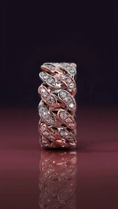 Bague en diamant de laboratoire de 2,5 carats, taille ronde E-F VVS VS, certifiée IGI, chaîne en or blanc rose 14 carats - Product Image 3