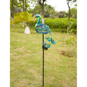 Lampe solaire de jardin en forme de paon, LED, piquet en métal, résistante à l'eau, décoration extérieure - Product Image 4