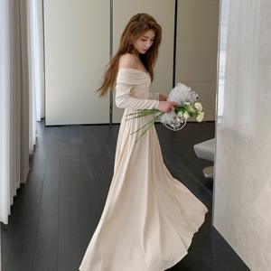 Bettergirl 2024 donna autunno moda nuove donne Sexy monospalla senza schienale cintura di tè Color latte abito a <span class=keywords><strong>maniche</strong></span> <span class=keywords><strong>lunghe</strong></span> - Product Image 1