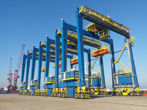 Heavy Duty 50 Ton Tire <b>Crane</b> With 10 20 30 60 80 Loading Capacities 10m Lifting Height 30 Ton <b>Crane</b> Yiteng - Product Image 2