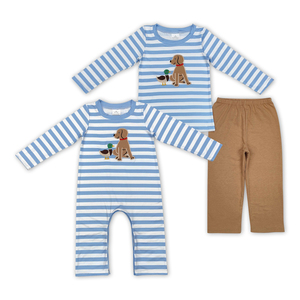 Nouveau design de mode pour bébés garçons prêt à expédier des vêtements adorables appliques de chien et de canard haut rayé bleu avec tenue de pantalon en coton - Product Image 1