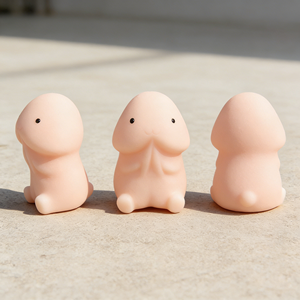 Juguete Antiestrés Mochi Dingding, Suave, Pequeño, de Rebote Lento, para Aliviar la Presión, Diseño de Anime y Manga, Unisex, Divertido - Product Image 1