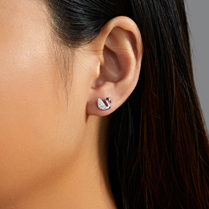 Orecchini a bottone in argento nuotato classico e classico Best-seller con forma arrotondata in platino placcato rodio con anniversari - Product Image 3