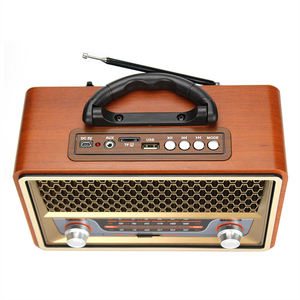 วิทยุไม้สไตล์เรโทร 3 ย่านความถี่ FM AM SW พร้อมหูหิ้วหนัง ช่องเสียบ USB TF BT เล่น MP3 แบตเตอรี่ 1200mAh ชาร์จได้ ใช้ได้ทั้งในบ้านและนอกบ้าน - Product Image 5