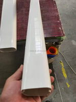 Conduit rectangulaire en PVC de 80*65mm Conduit extérieur en plastique Conduit de câbles en PVC pour les systèmes de CVC