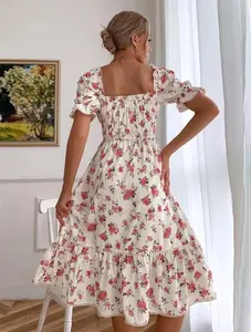 ग्रीष्मकालीन Backless मिडी ड्रेस पुष्प प्रिंट पैटर्न डिजाइन कस्टम महिलाओं आरामदायक कपड़े