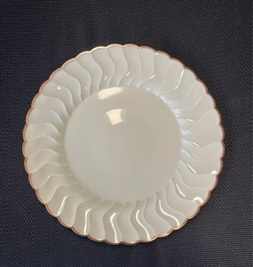 Piatti di Plastica Riutilizzabili con Bordo Dorato, Design Floreale, 25 Pezzi/Sacchetto, 7.5 e 10.25 Pollici, Include Piatto da Cena e Piatto da Dessert da 7.5 Pollici - Product Image 6