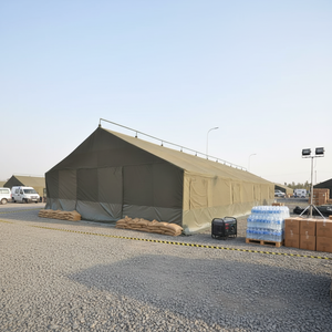 Une <span class=keywords><strong>tente</strong></span> <span class=keywords><strong>de</strong></span> secours <span class=keywords><strong>de</strong></span> camping en plein air à une seule pièce, <span class=keywords><strong>de</strong></span> 25x8 mètres, peut accueillir environ 200 personnes - Product Image 1