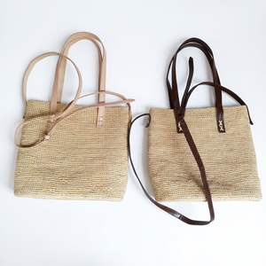 Bolso tote grande de rafia estilo boho con asa superior y asa larga para la mano, ideal para la playa - Product Image 4