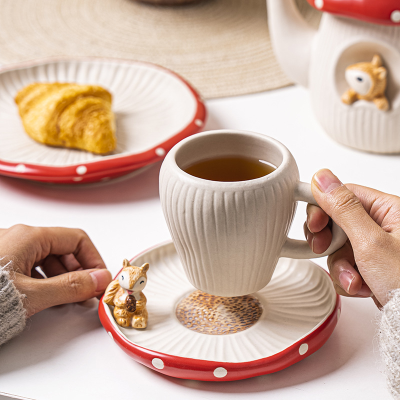 ZSTONDA Ceramic Teapot with Tea Cup Set - Colorful & Cartoony