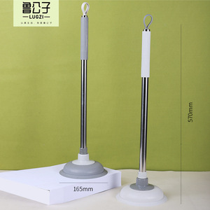 Desatascador de inodoros Lugzi de 570 mm con copa de goma para limpieza de desagües - Product Image 1