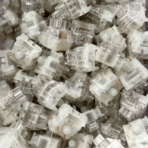 สวิตช์ TTC <span class=keywords><strong>Frozen</strong></span> Switch V2 สำหรับคีย์บอร์ดแบบกลไก แบบเงียบ ไม่มีเสียง 39 กรัม 3 ขา RGB สวิตช์โปร่งใส - Product Image 4