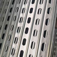 Supports de fixation pour panneaux solaires en aluminium, profilés carrés en C, et colliers de serrage pour profilés en acier Unistrut en C