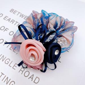 Katmanlı organze saten saç aksesuarları bant bağları kadınlar lastik toka inci çiçek tasarımcı lüks saç çemberleri gül scrunrose - Product Image 2