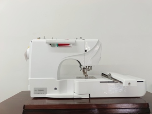 จักรเย็บผ้าอเนกประสงค์ JUKKY ES5 รุ่นใหม่ สำหรับงานปักผ้าและเย็บเสื้อผ้า - Product Image 3