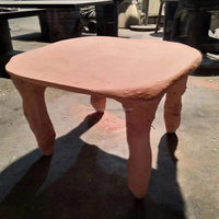 Table d'appoint artistique en terre cuite GRC, plateau carré irrégulier avec pieds texturés, table basse en béton, pièce décorative remarquable