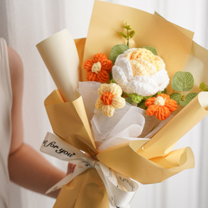 Bouquet de roses tricotées en fil rose, fleurs séchées, décoration d'intérieur, cadeau - Product Image 2
