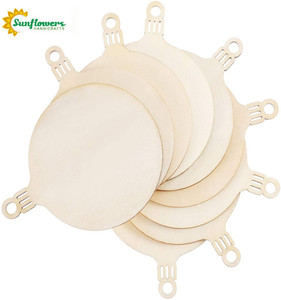 Venta al por mayor de adorno artesanal de madera de pino de estilo natural rebanadas pintadas a mano DIY decoración de Navidad colgante de pared para niños - Product Image 2