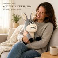 Adorable âne en peluche Kawaii avec un sourire et des yeux endormis, âne en peluche gris doux avec une museau crème pour un cadeau doux et confortable