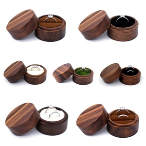 Caja de Anillo de Madera Maciza de Nogal Negro, Caja de Joyería de Alta Calidad, Cajas de Regalo Redondas al por Mayor - Product Image 5