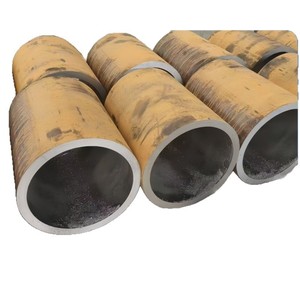 Tube en acier au carbone sans soudure, laminé à chaud, rond, non huilé, pour usage industriel - Product Image 1