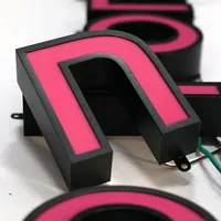 Lettres et chiffres géants lumineux 3D LED RGBW pleine couleur étanches IP65 pour enseignes publicitaires et anniversaires