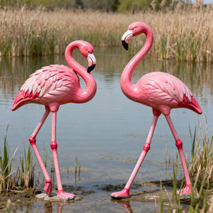 Sculpture personnalisée grandeur nature flamant rose statue résistante aux intempéries pour arrière-cour et patio décoration de jardin extérieur - Product Image 5