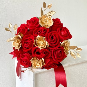 Qingyu Chronicle Ramo de Rosas Rojas de Estilo Chino, Flores Artificiales de Seda, Accesorios para Fotos de Boda y Compromiso - Product Image 3