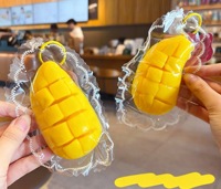 Porte-clés Squishy Simulation Mangue, Jouet Anti-Stress en Silicone Souple, Breloque Mignonne Fruit à Presser pour Sac, Cadeau