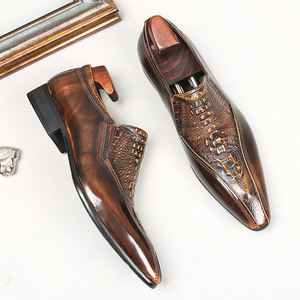 Chaussures en cuir pour hommes de style britannique - Chaussures pour hommes en cuir véritable et cuir verni à bout pointu, style coréen tendance, pour affaires et occasions décontractées - Product Image 6