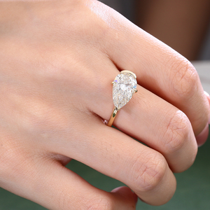 Anillo de compromiso original de diseñador, personalizado, de oro amarillo de 18k, con incrustaciones de diamantes cultivados en laboratorio con corte de pera, certificado por IGI, genuino. - Product Image 3