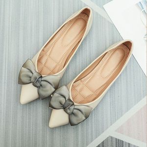 Eleganti <span class=keywords><strong>Ballerine</strong></span> da Donna con <span class=keywords><strong>Punta</strong></span> Affusolata, Tomaia Morbida in PU, Dettaglio Fiocco Grande, Scarpe Basse per Ufficio, Matrimoni e Uso Quotidiano - Product Image 1