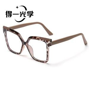 Gafas con Marco Cuadrado y Filtro de Luz Azul Sin Receta para Mujer, Marco Ancho, Lentes de PC Anti-Radiación - Product Image 3