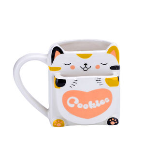 <span class=keywords><strong>Tazas</strong></span> de cerámica cortadas con forma de Animal de dibujos animados baratos de nuevo diseño 2023, compra a granel de China, bonitas <span class=keywords><strong>tazas</strong></span> artesanales - Product Image 1