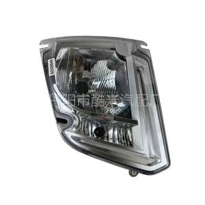 Conjunto de faros delanteros para camión Volvo 82526640, reemplazo de lámparas halógenas izquierda y derecha para camiones de servicio medio y pesado - Product Image 2