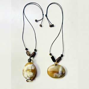 High Quality Wholesale Natural Buffalo Horn Long Chain Necklace for Women Natural Ox Horn Fashion Accessories - Product Image 2