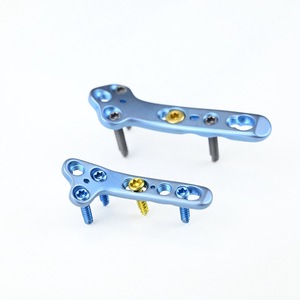 Productos ortopédicos veterinarios China acero bloqueado 3,5 meseta tibial TPLO placas de bloqueo tornillos <span class=keywords><strong>implantes</strong></span> de <span class=keywords><strong>traumatología</strong></span> - Product Image 2