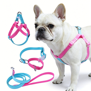 Harnais pour chien personnalisé avec blocs de couleur, en PVC/Nylon de luxe, écologique, imperméable, confortable, sangle réglable, fournitures pour animaux de compagnie en gros - Product Image 1