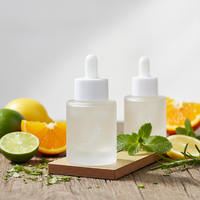 Bouteille en verre transparente à rayures verticales de 30 ml - Petit diffuseur d'arômes pour huiles essentielles et décoration intérieure