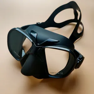 Professional Custom Italian design super low volume free diving mask and snorkel set dive mask set snorkel gear