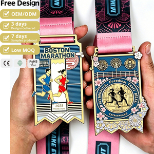 Médaille de marathon unique en métal ajouré, médailles de course personnalisées découpées en 3D, récompenses de finisseur de course sportive ajourées - Product Image 1