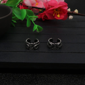 Pendientes de plata tibetana yunnique con diseño geométrico para hombres y mujeres, regalo para ocasiones, clips para las orejas de acero inoxidable - Product Image 3