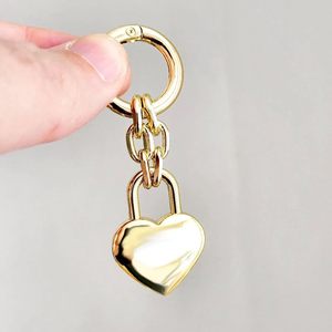 心形钥匙扣金色心形挂锁时尚饰品吊坠吊饰钥匙扣钥匙扣女孩手机钱包包吊饰 - Product Image 4