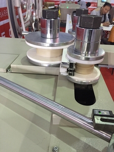 CNC Nhôm Cửa Sổ Hồ Sơ Cửa Máy Uốn Với 3 Trục - Product Image 4