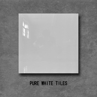 Carreaux de sol en porcelaine 60x60, aspect marbre blanc et noir brillant, poli, émaillé, pleine masse, rectifié, pour intérieur